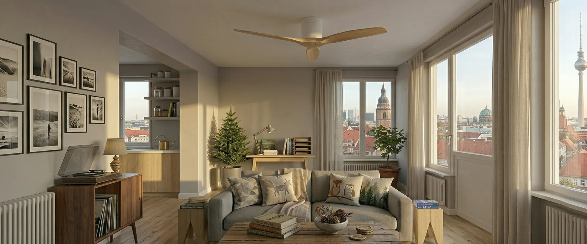 Stilvolles Wohnzimmer in Berlin mit Deckenventilator